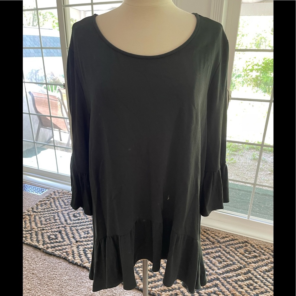 Hunter green top